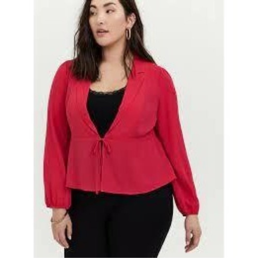 Torrid Hot Pink Crepe Blazer Size 2